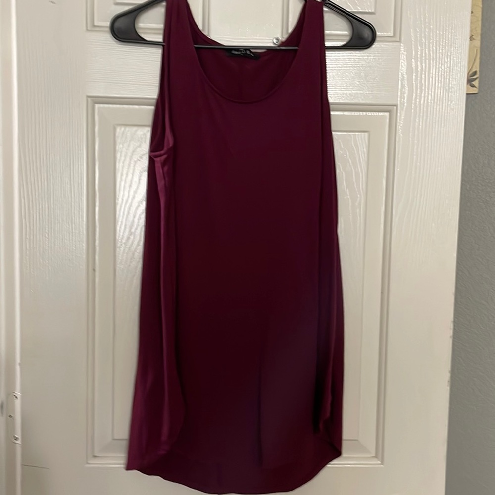 Maroon Iliad USA tank top, size Large